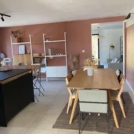 Holiday home Maison Familiale Dans L'agglomeration De Chambery